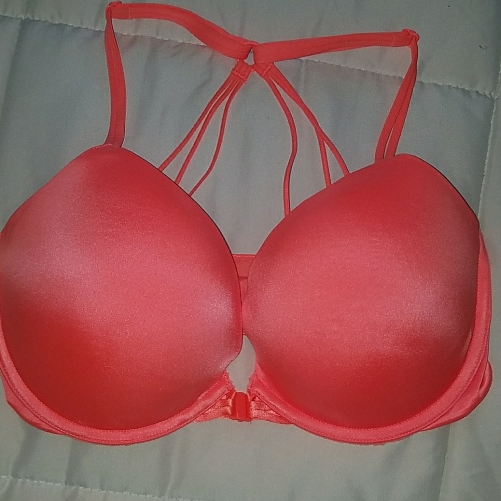 VICTORIA'S SECRET racerback Pushup BRA